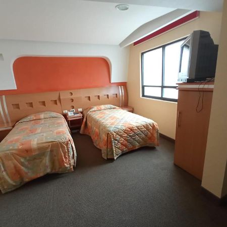Hotel Terminal De Puebla Extérieur photo