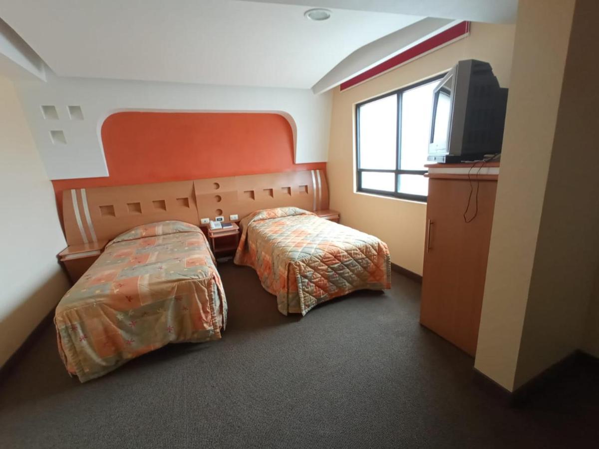 Hotel Terminal De Puebla Extérieur photo