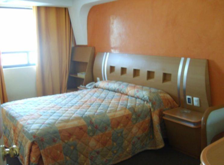 Hotel Terminal De Puebla Extérieur photo
